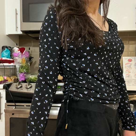 Black and Blue floral Michael Kors blouse - Picture 1 of 5